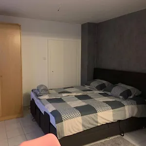 Schone In Bovinghausen Apartment